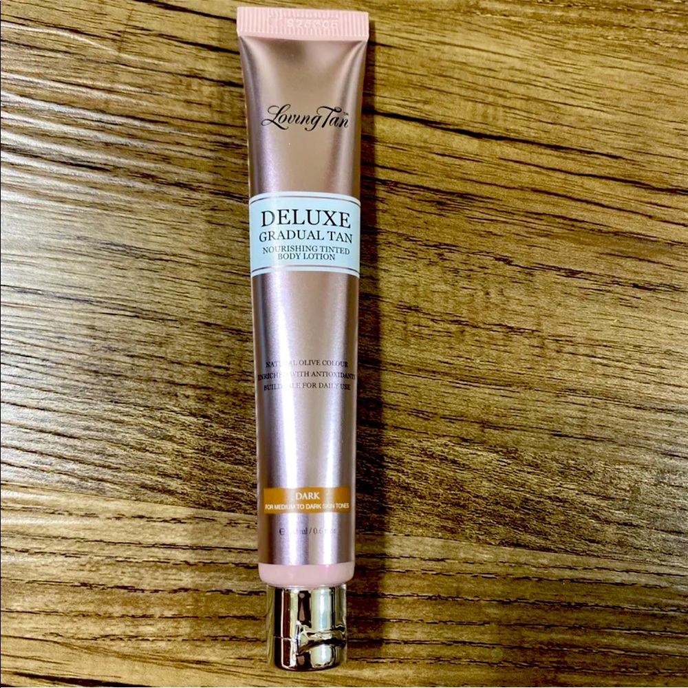 Loving Tan Deluxe Gradual Tan Tinted Body Lotion Dark Travel Size 0.6 oz Sealed.